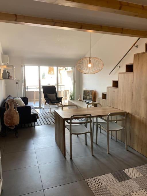 Ebli Seaview Apartment Pula Exterior photo