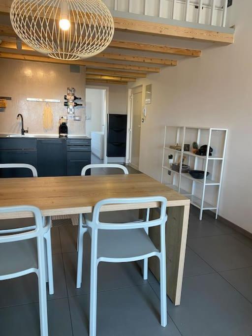 Ebli Seaview Apartment Pula Exterior photo