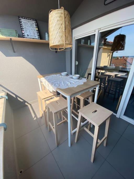 Ebli Seaview Apartment Pula Exterior photo