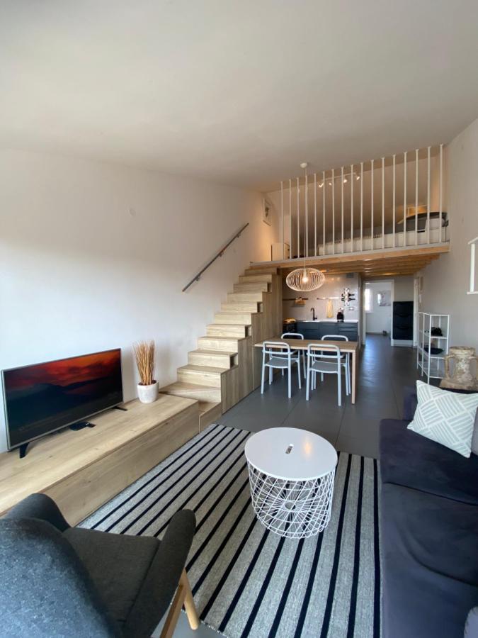 Ebli Seaview Apartment Pula Exterior photo
